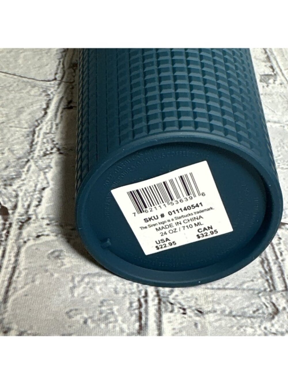 Starbucks Teal Blue Soft Touch Grid Tumbler (Cold Cup) - 24 oz - Picture 6 of 8